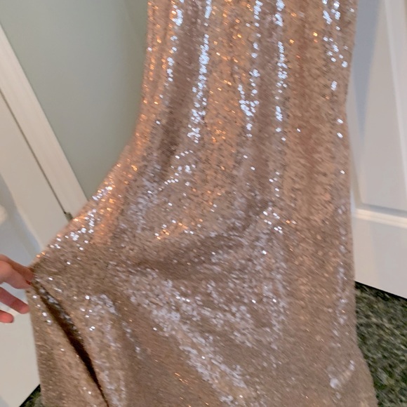 V neck formal Gold Sequins Dress - Picture 3 of 5